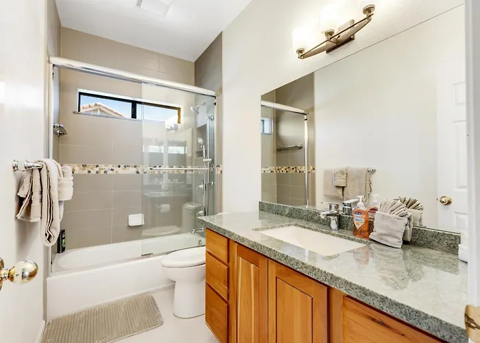 The Oasis On Braeburn Drive Holiday home Phoenix
